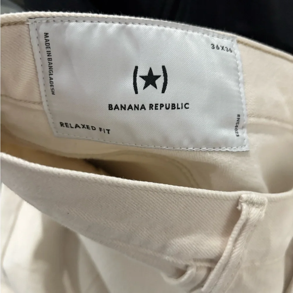 New Men's Banana Republic Organic Cotton relaxed fit light wash jean pants 36X36